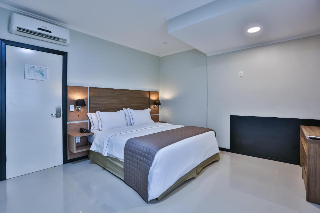 Wyndham Golden Foz Suítes Foz do Iguaçu Exterior foto