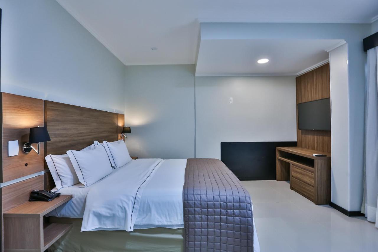 Wyndham Golden Foz Suítes Foz do Iguaçu Exterior foto